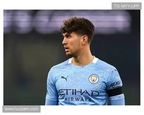 约翰·斯通斯：对比鲁本·迪亚斯——技术型与指挥型中卫差异