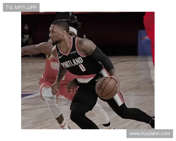 佩顿·普里查德无球跑动对比利拉德显著提升关键三分效率